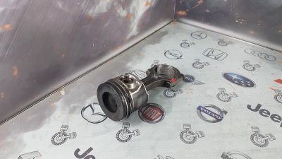 Лот: 23588637. Фото: 1. Поршень с шатуном Kia Bongo J3... Двигатель и элементы двигателя