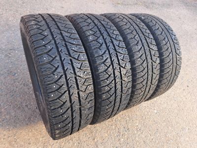 Лот: 24279566. Фото: 1. 185/65/14 Bridgestone Ice Cruiser-7000s... Шины