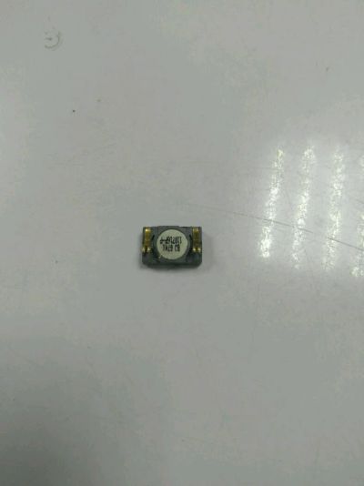 Лот: 11178586. Фото: 1. Слуховой динамик LG KG270. Динамики, микрофоны