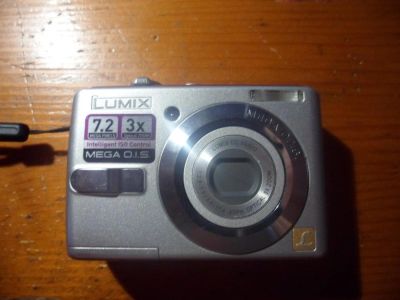 Лот: 3877146. Фото: 1. Продам цифровой фотоаппарат Panasonic... Цифровые компактные