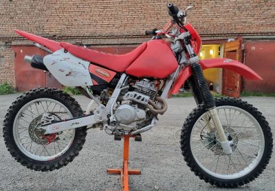 Лот: 19295171. Фото: 1. Мотоцикл Honda XR 250 R, 2001... Мотоциклы