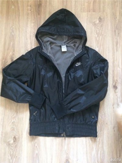 Лот: 9181375. Фото: 1. ветровка Nike. Верхняя одежда