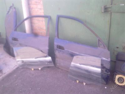 Лот: 864881. Фото: 1. Двери и стекла TOYOTA CARINA AT-191... Кузов