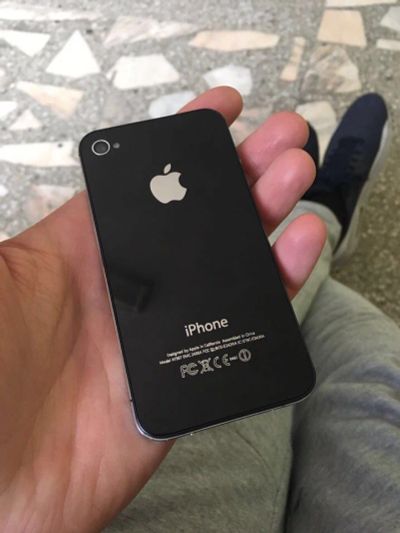 Лот: 8061960. Фото: 1. iphone (айфон) 4s 16 gb. Смартфоны