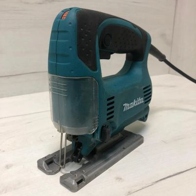Лот: 19787865. Фото: 1. Электролобзик Makita 4329, 450... Электроинструмент