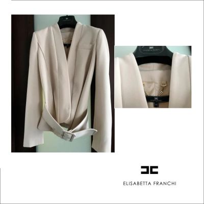 Лот: 6956268. Фото: 1. Пиджак Elisabetta Franchi. Пиджаки, жакеты, жилеты