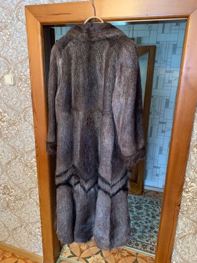 Лот: 16478116. Фото: 1. Шуба нутриевая. Верхняя одежда