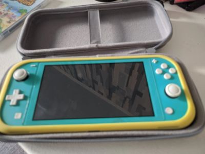 Лот: 19561644. Фото: 1. Nintendo switch lite + чехол... Игровые приставки, консоли