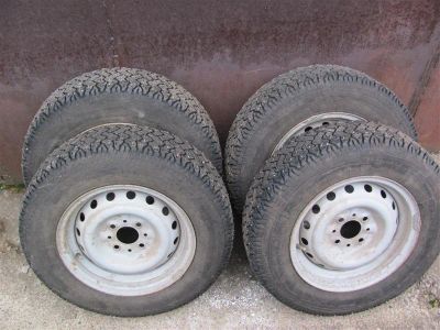 Лот: 1285463. Фото: 1. Шины с дисками ВАЗ 175/70 R13. Шины на дисках