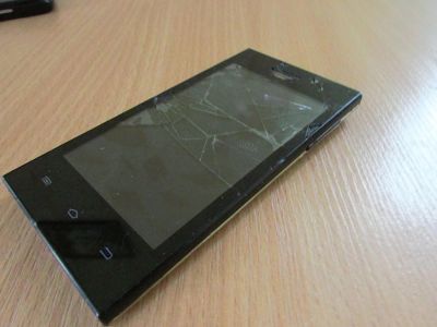 Лот: 8411339. Фото: 1. Highscreen Zera F. Смартфоны