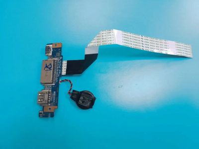 Лот: 23333242. Фото: 1. Б/У Плата с разъемами USB и картридером... Платы расширения, контроллеры, доп. порты