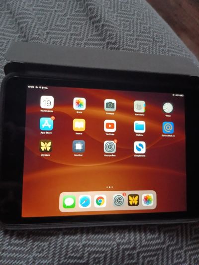 Лот: 19975016. Фото: 1. IPad mini 2. Планшеты