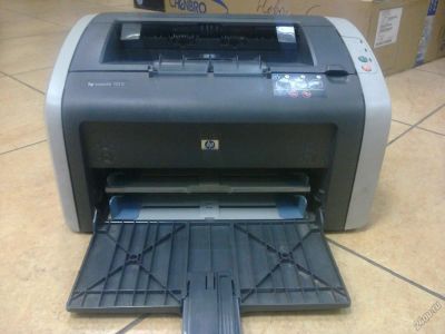 Лот: 5915159. Фото: 1. Принтер HP LaserJet 1015. Лазерные принтеры