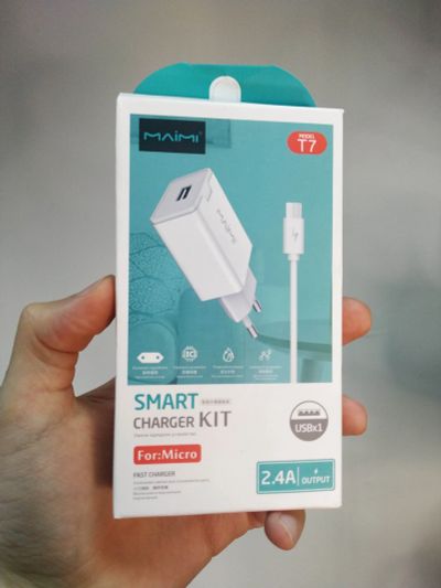 Лот: 19569712. Фото: 1. сзу micro usb 1 usb выход (2400mah... Зарядные устройства, блоки питания, адаптеры сетевые для смартфонов