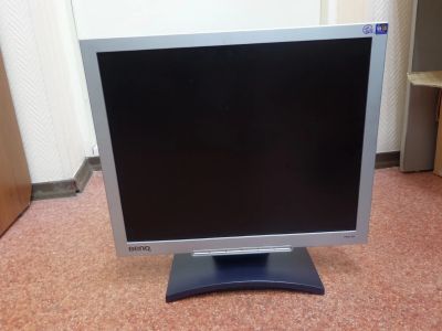 Лот: 19110340. Фото: 1. Монитор Benq 19". ЖК-мониторы