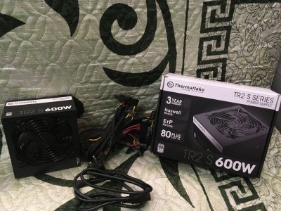 Лот: 17440314. Фото: 1. блок питания Thermaltake TR2 S... Корпуса, блоки питания