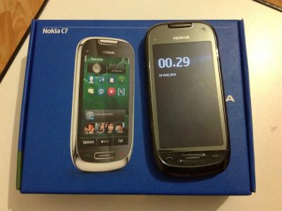 Лот: 3728988. Фото: 1. nokia c7-00 полный комплект. Смартфоны
