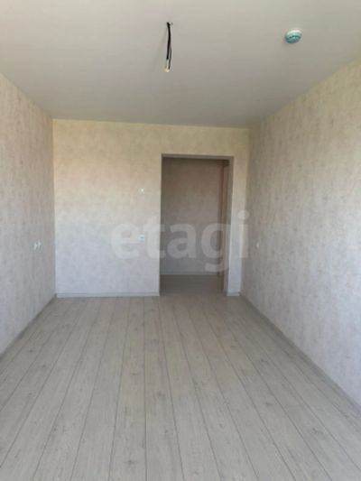 Лот: 25551565. Фото: 1. 3-комн. квартира , Красноярск... Квартиры, студии