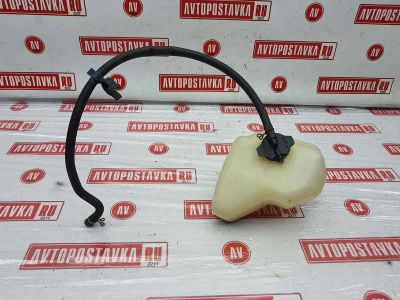 Лот: 20902225. Фото: 1. Бачок расширительный Toyota Harrier... Двигатель и элементы двигателя
