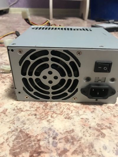 Лот: 15871313. Фото: 1. Блок питания на 350W. Корпуса, блоки питания