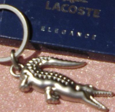 Лот: 877237. Фото: 1. Брелок Lacoste. Другое (ювелирные изделия, бижутерия, часы)