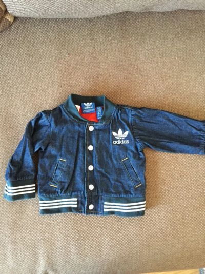 Лот: 6815573. Фото: 1. Ветровка Adidas, 68 р. Верхняя одежда