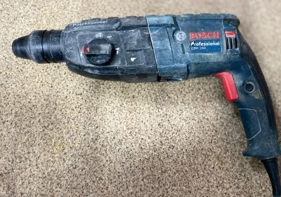 Лот: 20326936. Фото: 1. Перфоратор BOSCH GBH 240. Электроинструмент