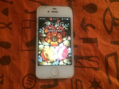 Лот: 7823034. Фото: 1. IPhone 4s в хорошем состоянии!. Кнопочные мобильные телефоны