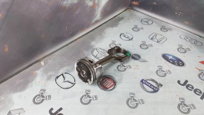 Лот: 23588559. Фото: 1. Поршень с шатуном Mazda Atenza... Двигатель и элементы двигателя