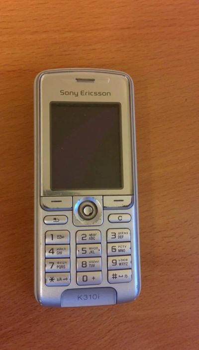 Лот: 7470383. Фото: 1. Телефон Sony Ericsson K310i (сломан... Кнопочные мобильные телефоны
