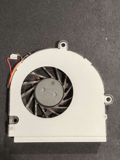 Лот: 7012562. Фото: 1. Кулер Вентилятор Asus K43T K43B... Системы охлаждения
