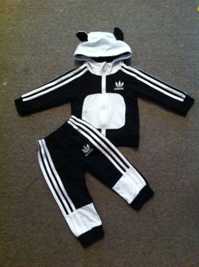 Лот: 6820254. Фото: 1. Костюм adidas. Костюмы, пиджаки, комбинезоны