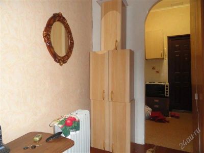 Лот: 1008510. Фото: 1. Навесные шкафы в хорошем состоянии... Шкафы, шкафы-купе