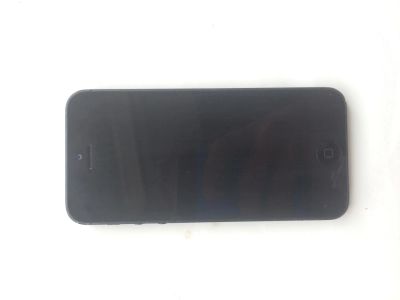 Лот: 7447020. Фото: 1. iPhone 5 оригинал. Кнопочные мобильные телефоны