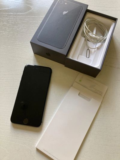 Лот: 20569893. Фото: 1. iPhone 8 64 gb , хорошее состояние. Смартфоны