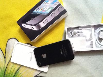 Лот: 1356855. Фото: 1. Iphone 4 32gb. Смартфоны