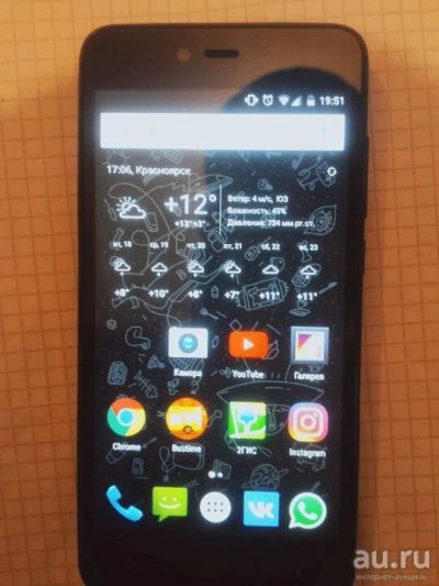 Лот: 9496233. Фото: 1. HighScreen Easy L,. Кнопочные мобильные телефоны