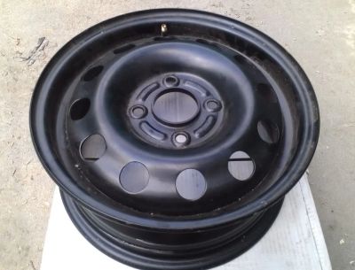 Лот: 4688656. Фото: 1. Штампованные диски Ford R14. Диски