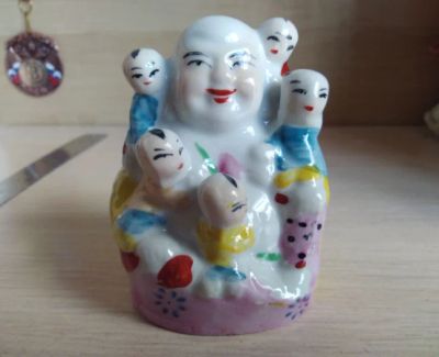 Лот: 13939120. Фото: 1. Хотэй с детьми, 1950е гг, фарфор. Фарфор, керамика