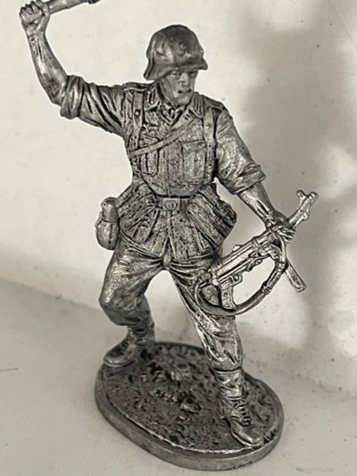 Лот: 19072932. Фото: 1. Оловянный солдатик, третий рейх. Игрушки
