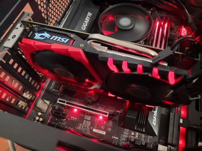 Лот: 17169446. Фото: 1. Msi rx570 gaming 4g. Видеокарты