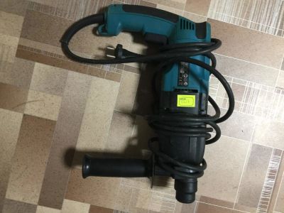 Лот: 11121142. Фото: 1. Перфоратор makita hr 2450 (4213... Электроинструмент