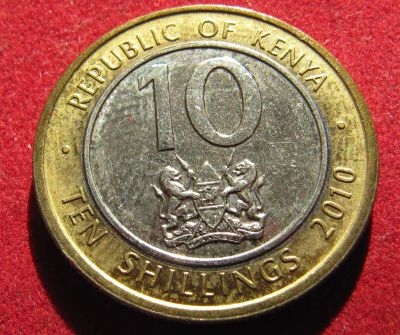 Лот: 18846471. Фото: 1. Кения 10 шиллингов, 2010 г. Остальные страны