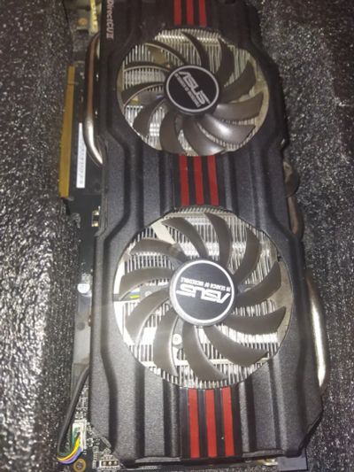 Лот: 19676488. Фото: 1. Asus gtx 770 direct CU II 2 GB... Видеокарты
