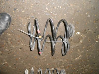 Лот: 20894278. Фото: 1. Пружина Nissan Bluebird Sylphy... Двигатель и элементы двигателя