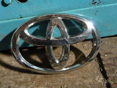 Лот: 2212564. Фото: 1. Шильдик, эмблема TOYOTA. Кузов