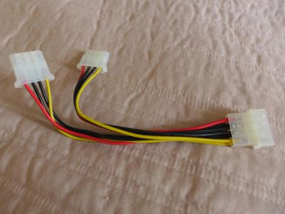 Лот: 4417205. Фото: 1. Кабель разветвитель molex - 2... Шлейфы, кабели, переходники