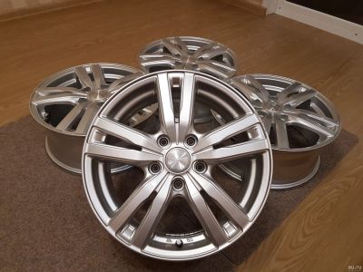 Лот: 13590210. Фото: 1. Свежие красавцы Dunlop Dufact... Диски