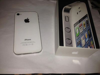 Лот: 7361076. Фото: 1. iPhone 4 8 gb в идеале!!. Смартфоны