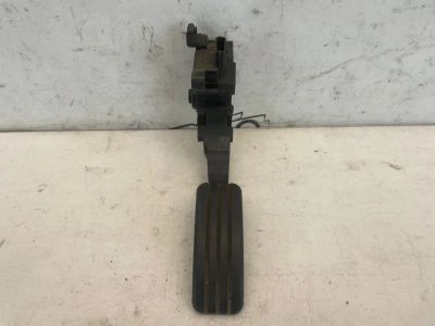 Лот: 24627521. Фото: 1. педаль газа Renault Fluence L30R. Двигатель и элементы двигателя